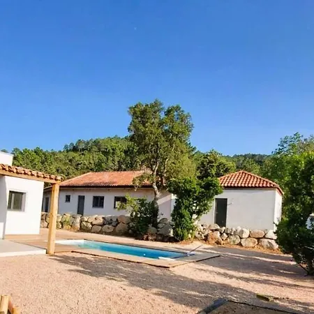 Silvio, 8 Pers, Piscine, 15 Minutes En Voiture Villa Sainte-Lucie de Porto-Vecchio